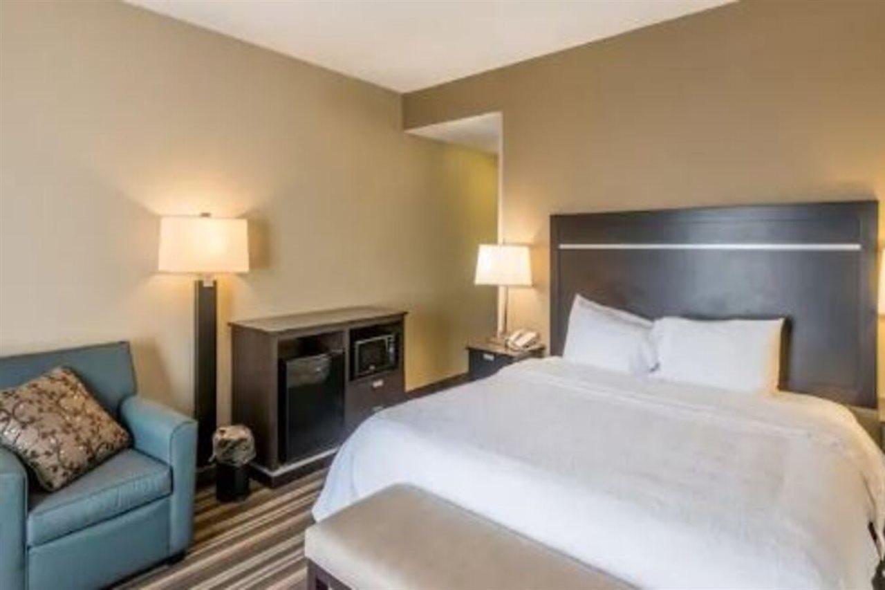 Hampton Inn New Albany Buitenkant foto