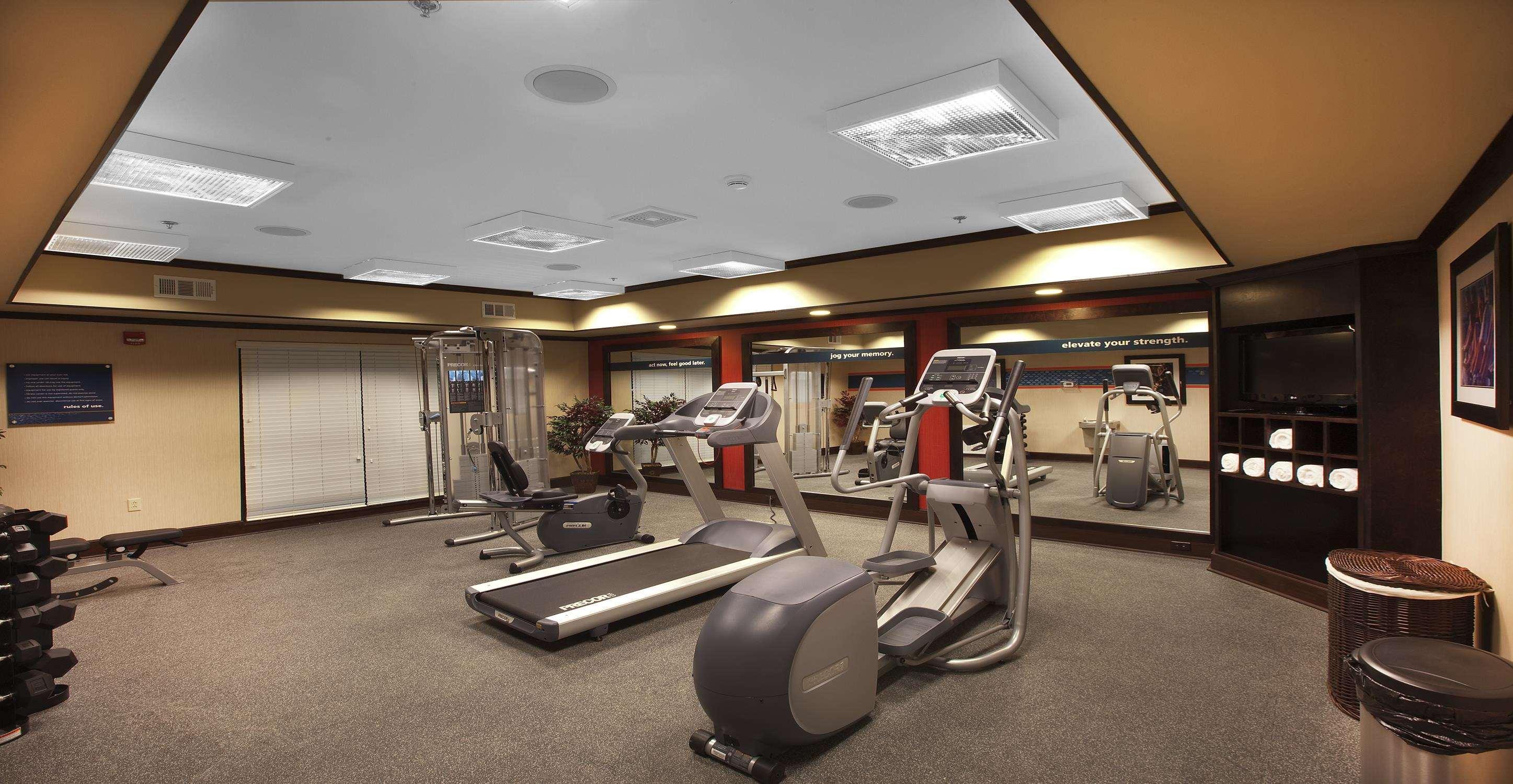 Hampton Inn New Albany Buitenkant foto